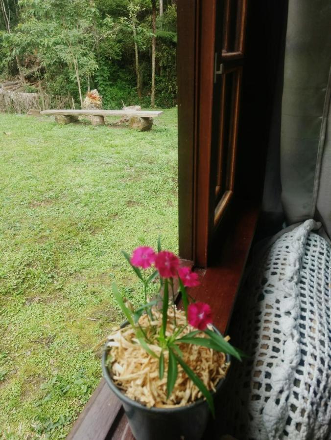 Chale Vale Das Flores - Visconde De Maua Rj 외부 사진